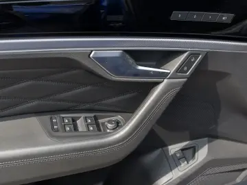 Touareg 3.0 TSI eHybrid 4Motion R PANORAMA LUFTF