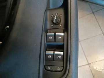Q8 50 TDI Quattro/Ventilation/Massage/360/AirSusp/B&O/Amb