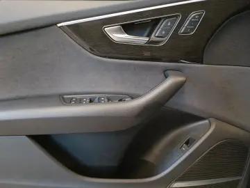 Q8 50 TDI Quattro/Ventilation/Massage/360/AirSusp/B&O/Amb