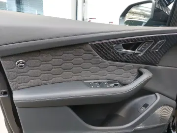 RSQ8 Signature Edition Nr.86/96 ABT