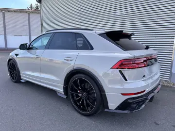 RSQ8 R ABT 740PS 1OF 125 Siambeige