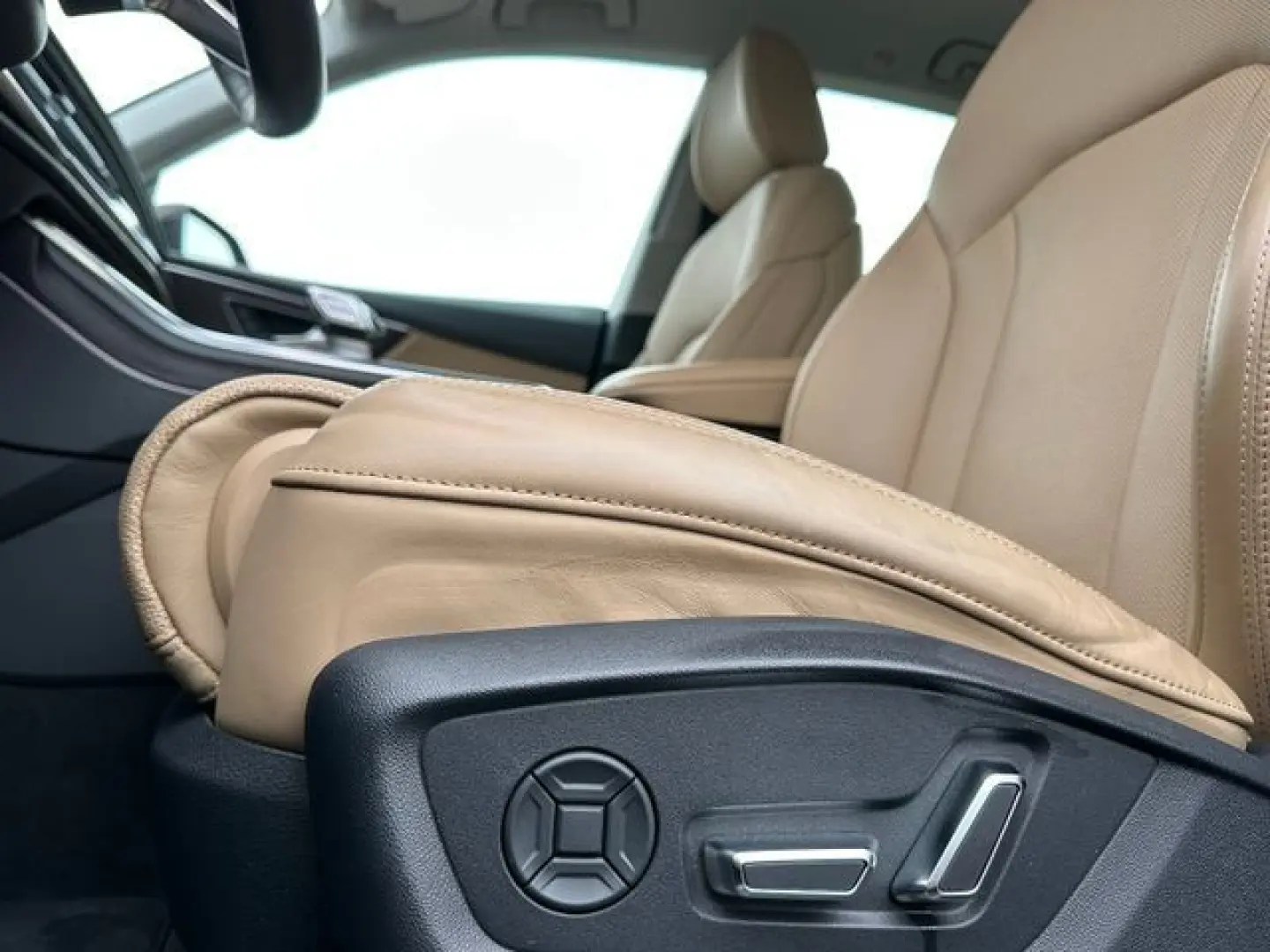 Q8 50 TDI qu. tiptr. AHZV+AIR+HD+B&O+HEAD