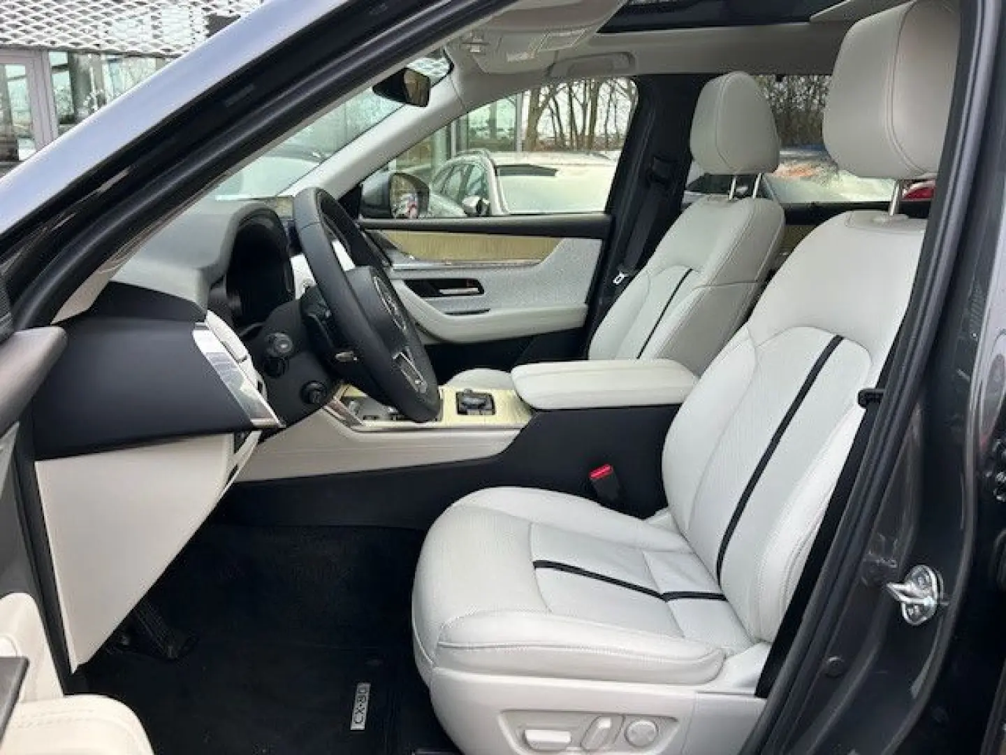 CX-80 e-SKYACTIV PHEV Takumi Plus 6-Sitzer