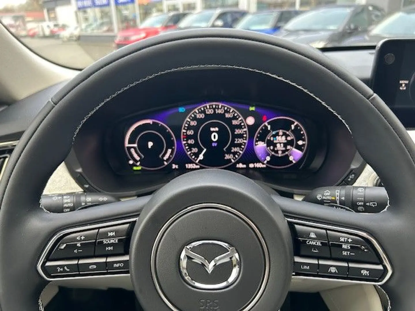 CX-80 e-SKYACTIV PHEV Takumi Plus 6-Sitzer