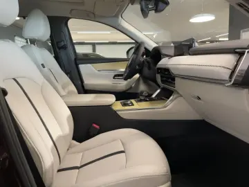 CX-80 Takumi Plus 2.5L e-SKYACTIV PHEV 327ps 8AT