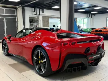 SF90 SPIDER CARBON INT&EXT RED INT JBL FULLOPT!