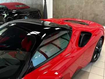 SF90 SPIDER CARBON INT&EXT RED INT JBL FULLOPT!