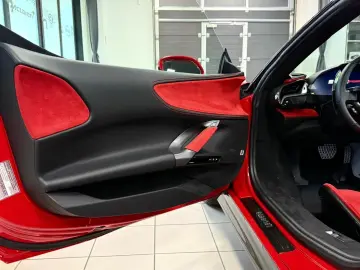 SF90 SPIDER CARBON INT&EXT RED INT JBL FULLOPT!