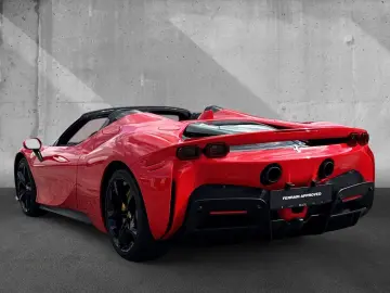 SF90 Spider*belüftete Sitze*Nackenhzg*Lift*JBL*