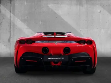 SF90 Spider*belüftete Sitze*Nackenhzg*Lift*JBL*