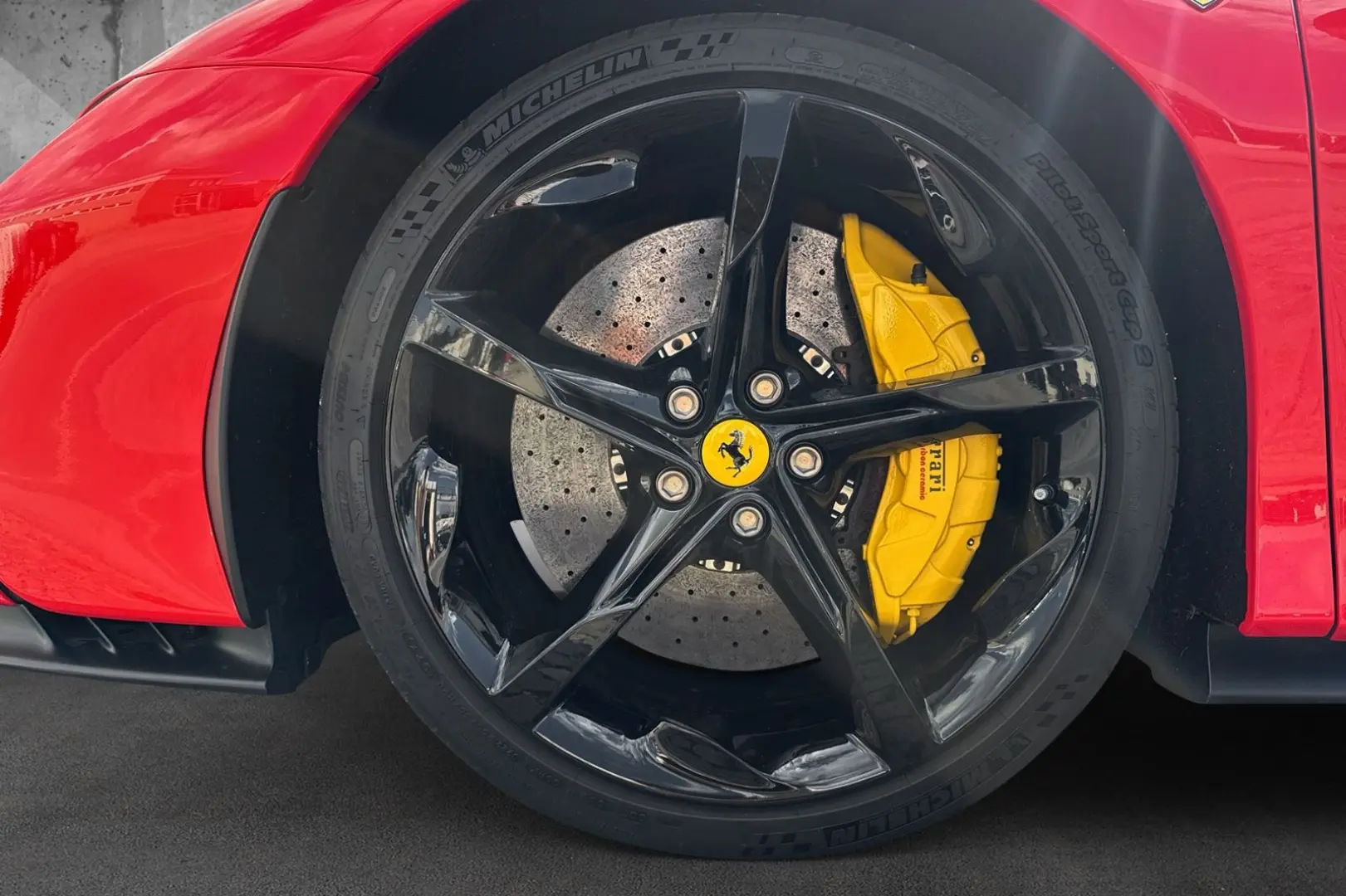 SF90 Spider*belüftete Sitze*Nackenhzg*Lift*JBL*