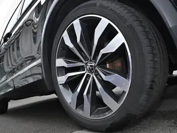 Tiguan 1.5 TSI DSG R-Line 3,99% Finanzierung mög