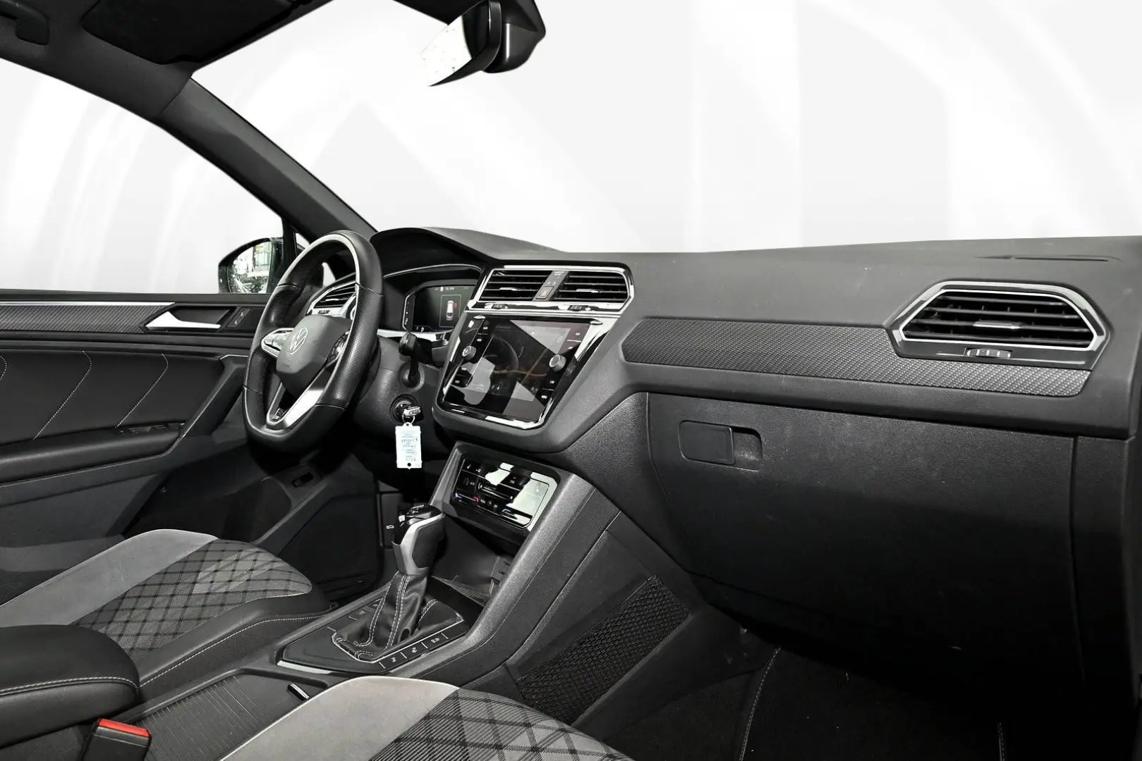 Tiguan 1.5 TSI DSG R-Line 3,99% Finanzierung mög
