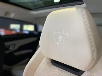 Urus S VollCarbon Pano. BangOlufsen
