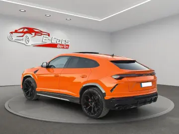 Urus 4.0 V8*ACC*B&O*PANORAMA*HEADUP*MASSAGE*LED*