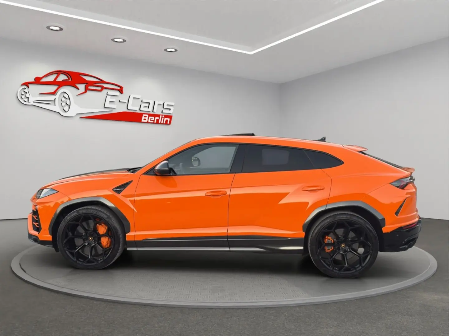Urus 4.0 V8*ACC*B&O*PANORAMA*HEADUP*MASSAGE*LED*