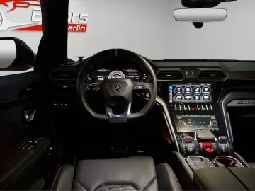 Urus 4.0 V8*ACC*B&O*PANORAMA*HEADUP*MASSAGE*LED*