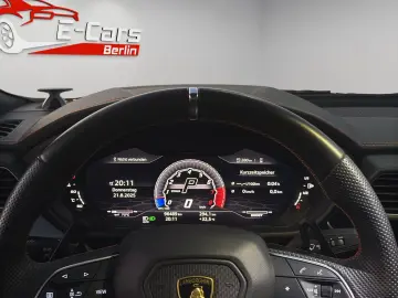 Urus 4.0 V8*ACC*B&O*PANORAMA*HEADUP*MASSAGE*LED*