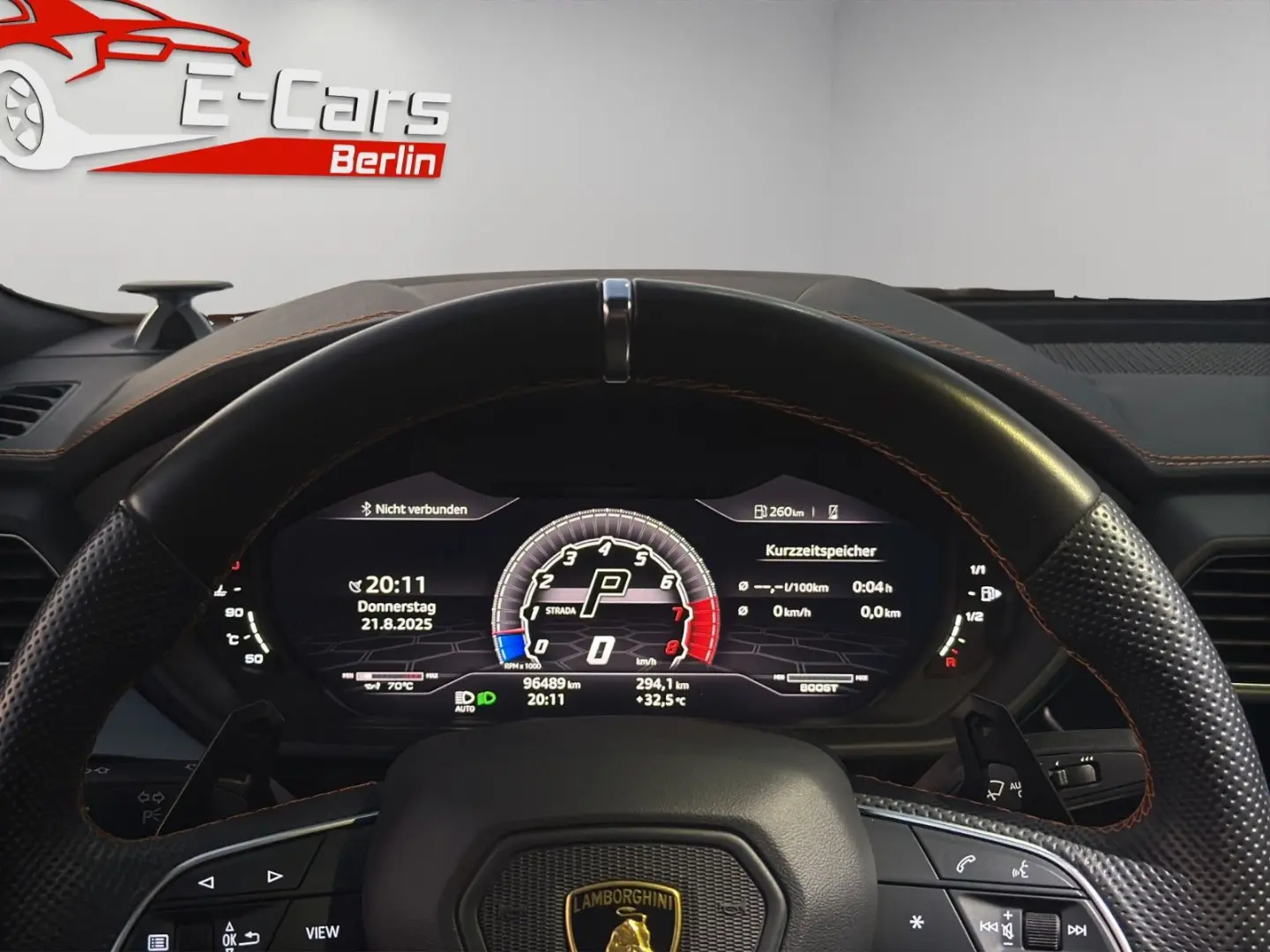 Urus 4.0 V8*ACC*B&O*PANORAMA*HEADUP*MASSAGE*LED*