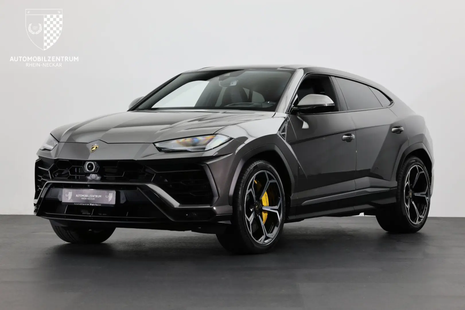 Urus GrigioKeres/ACC/Head-Up/22