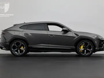 Urus GrigioKeres/ACC/Head-Up/22