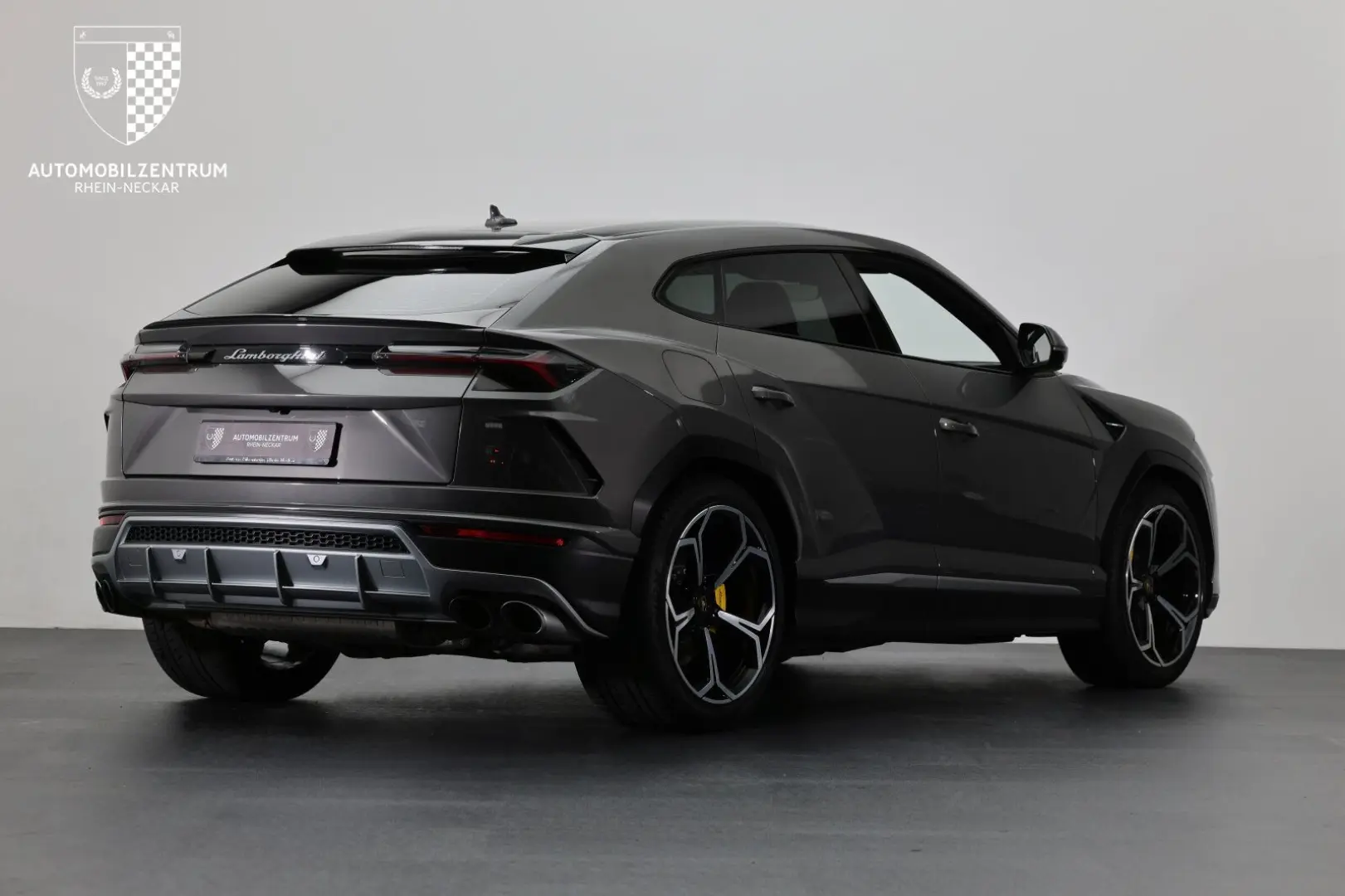 Urus GrigioKeres/ACC/Head-Up/22