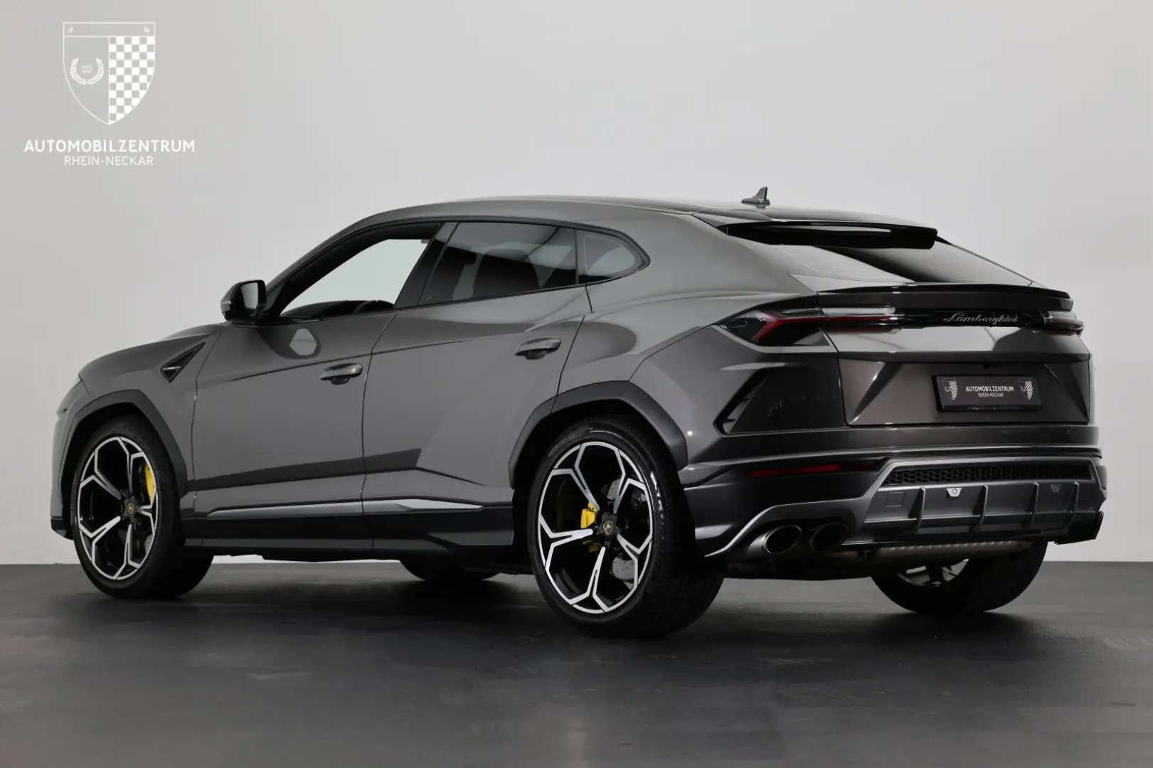 Urus GrigioKeres/ACC/Head-Up/22