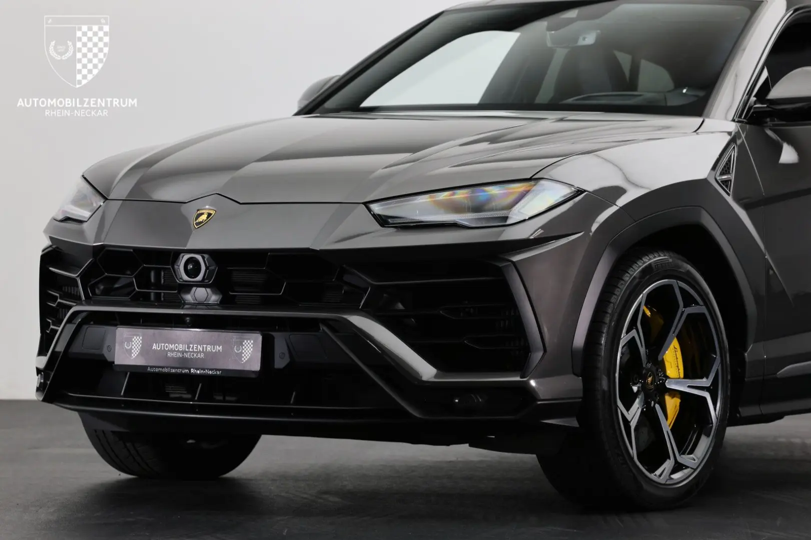 Urus GrigioKeres/ACC/Head-Up/22
