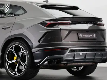 Urus GrigioKeres/ACC/Head-Up/22