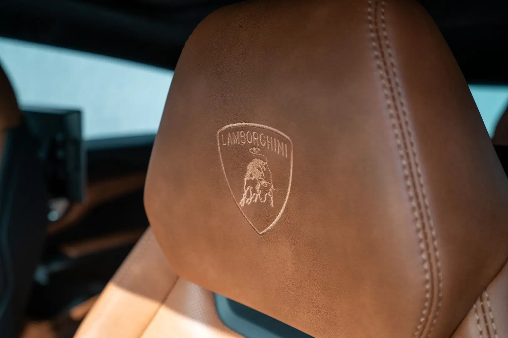 Urus S 23