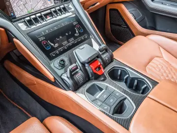Urus S Blu Astraeus, Big Interior Carbon Pack