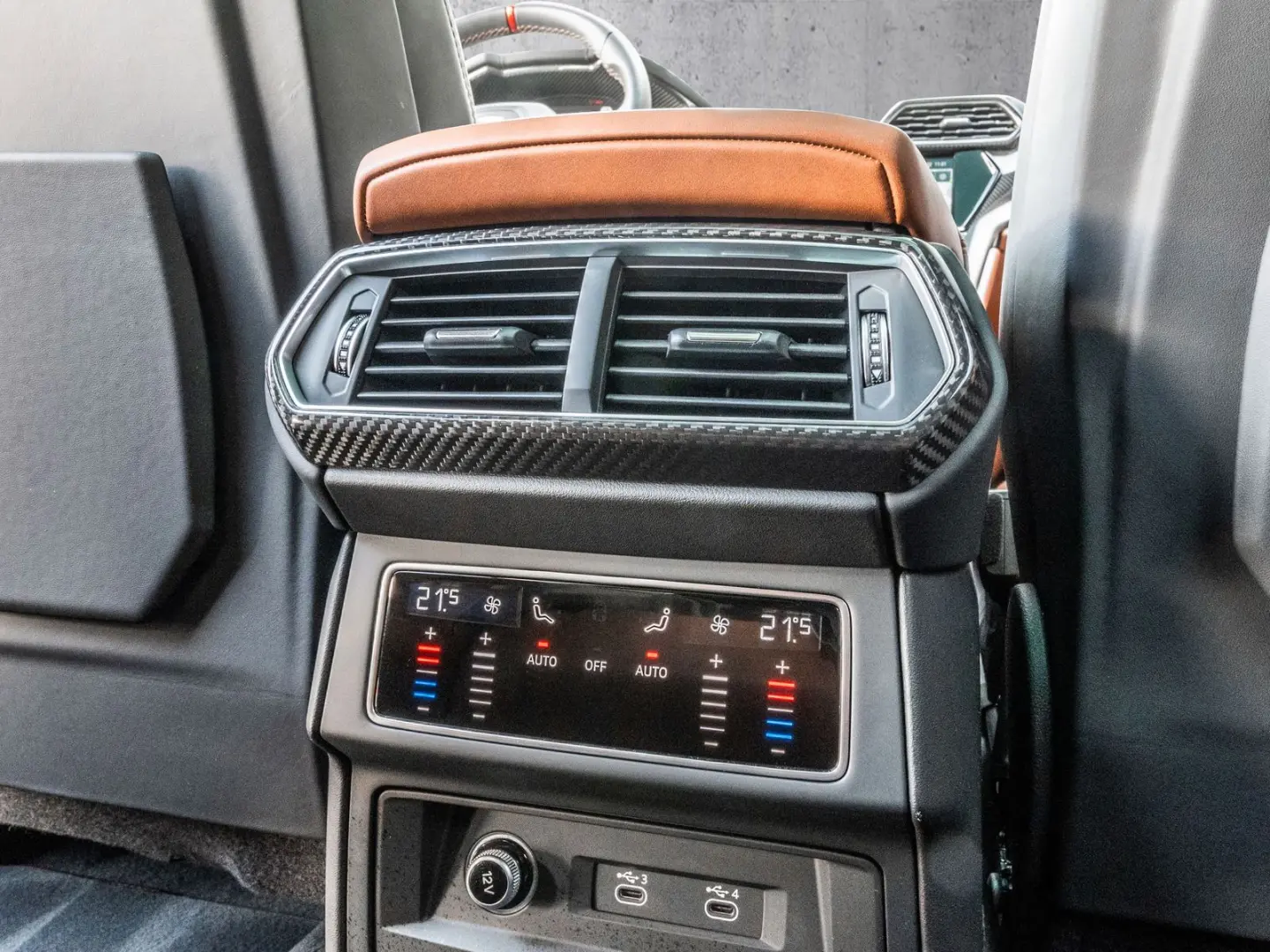 Urus S Blu Astraeus, Big Interior Carbon Pack