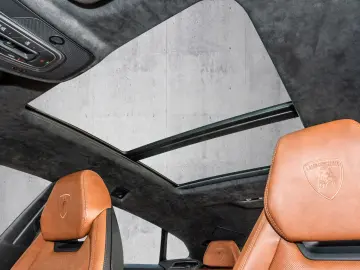 Urus S Blu Astraeus, Big Interior Carbon Pack