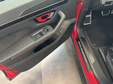 Urus 4.0 V8 Sport