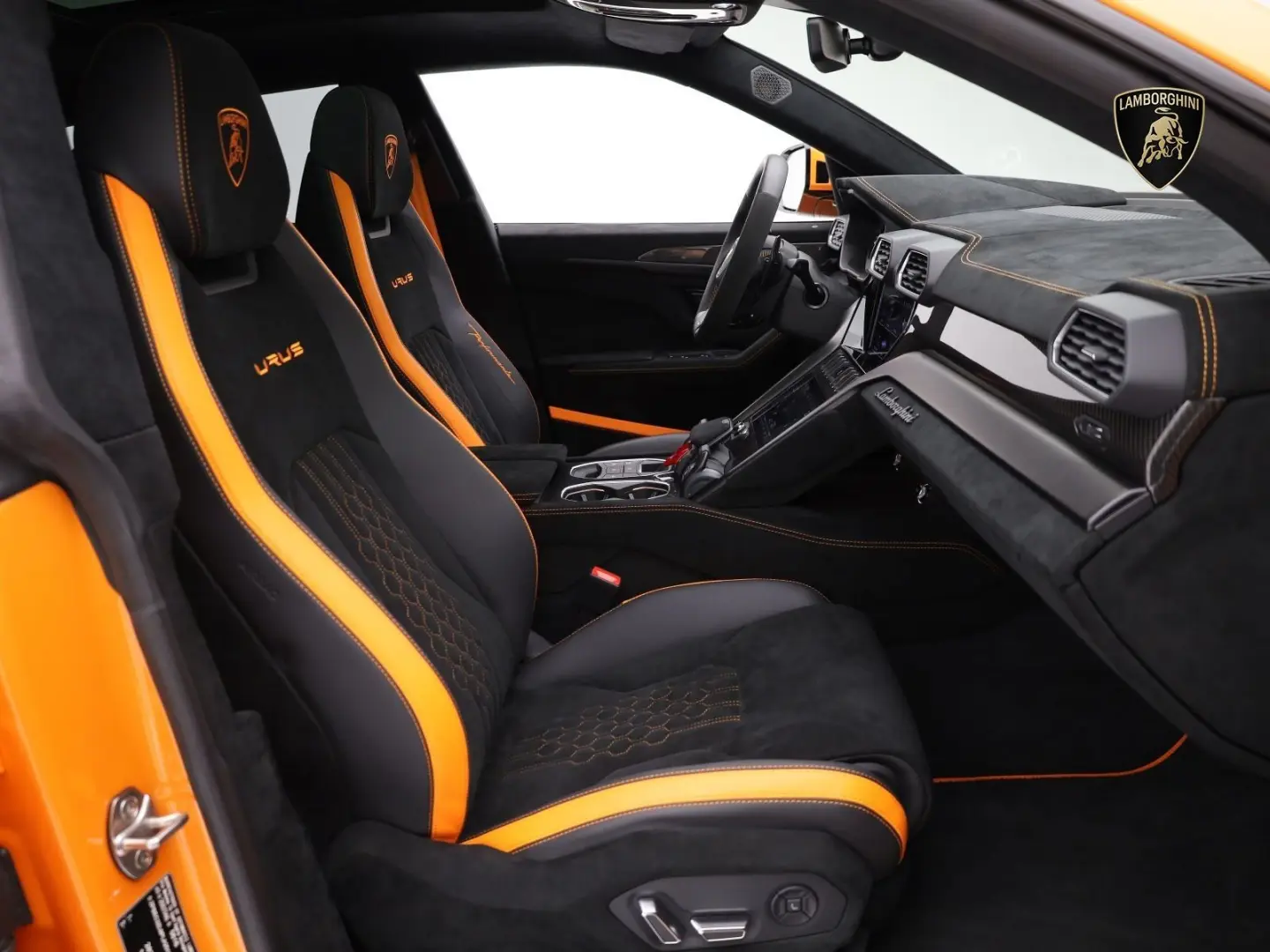 Urus Performante I CARBON I PANO I 4 SITZER I AK
