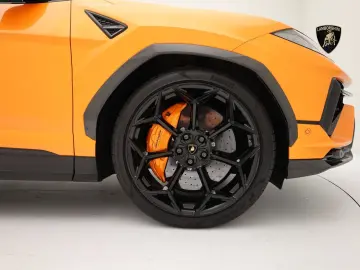 Urus Performante I CARBON I PANO I 4 SITZER I AK
