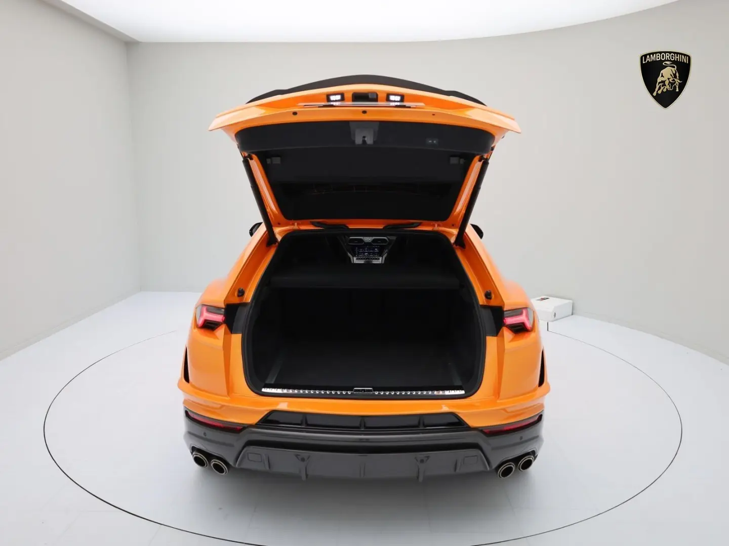 Urus Performante I CARBON I PANO I 4 SITZER I AK