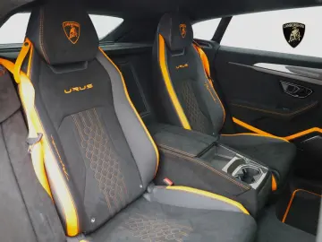 Urus Performante I CARBON I PANO I 4 SITZER I AK