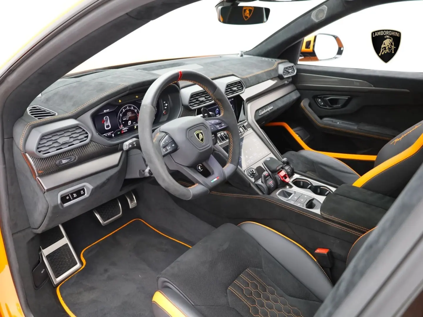 Urus Performante I CARBON I PANO I 4 SITZER I AK