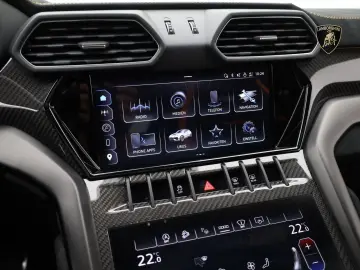 Urus Performante I CARBON I PANO I 4 SITZER I AK