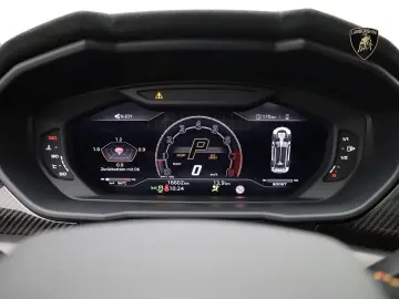 Urus Performante I CARBON I PANO I 4 SITZER I AK