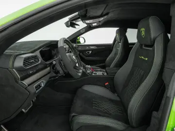 Urus Performante