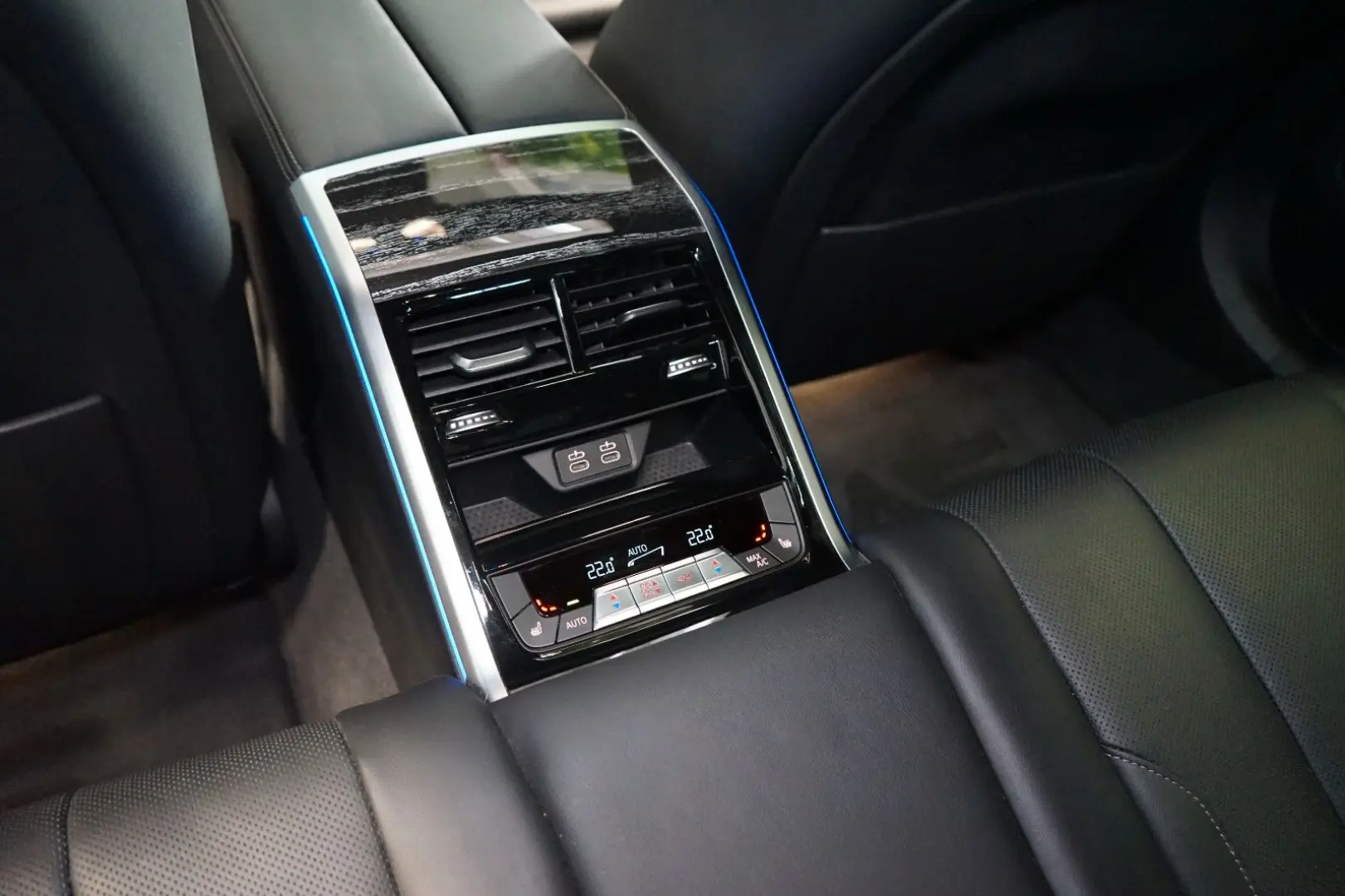 840xd*GRAN COUPÉ*AUX.HEAT*LASER*54.298€ NETTO
