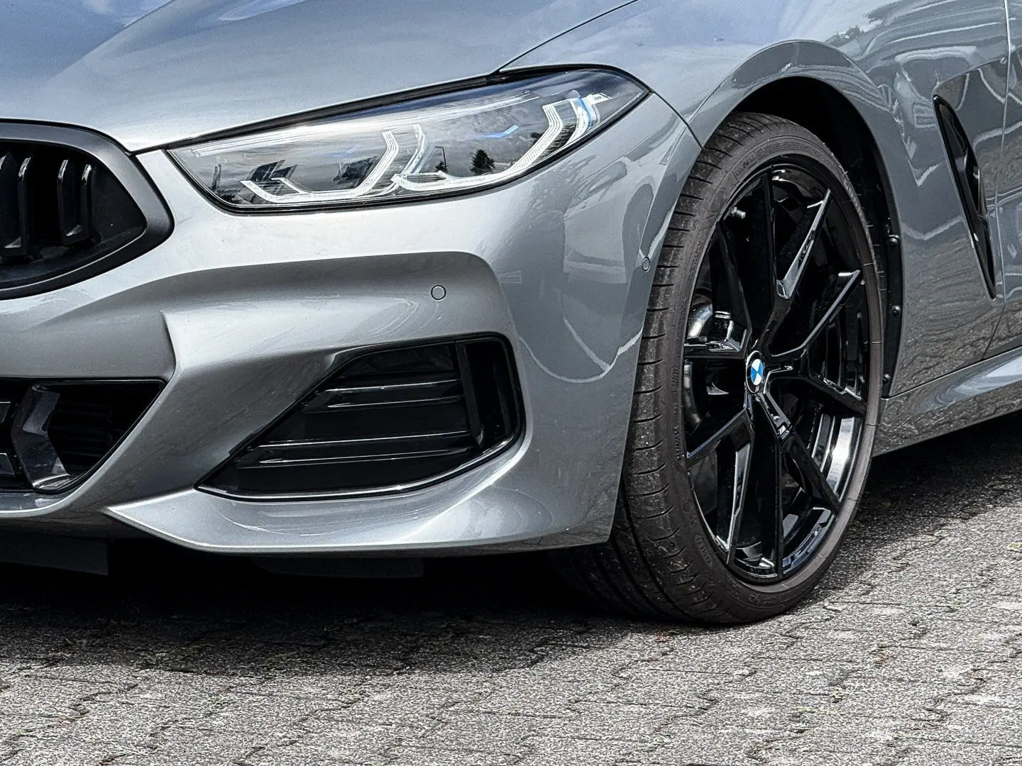 840d xDrive M SPORT+HUD+ACC+360+SOFT+LASER+B&W