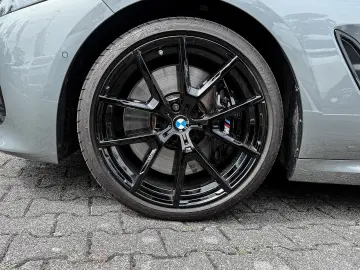 840d xDrive M SPORT+HUD+ACC+360+SOFT+LASER+B&W