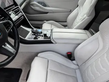 840d xDrive M SPORT+HUD+ACC+360+SOFT+LASER+B&W