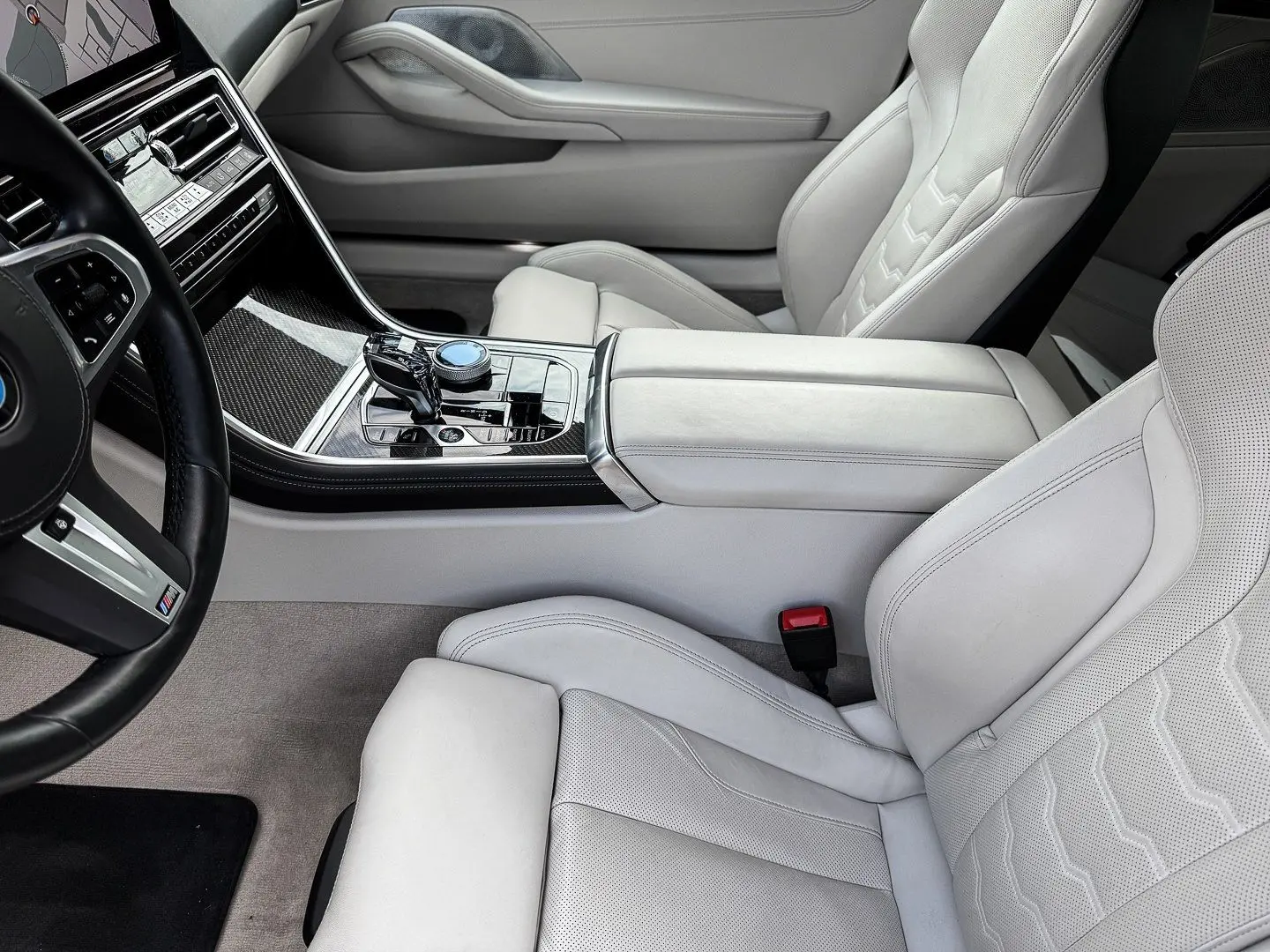 840d xDrive M SPORT+HUD+ACC+360+SOFT+LASER+B&W