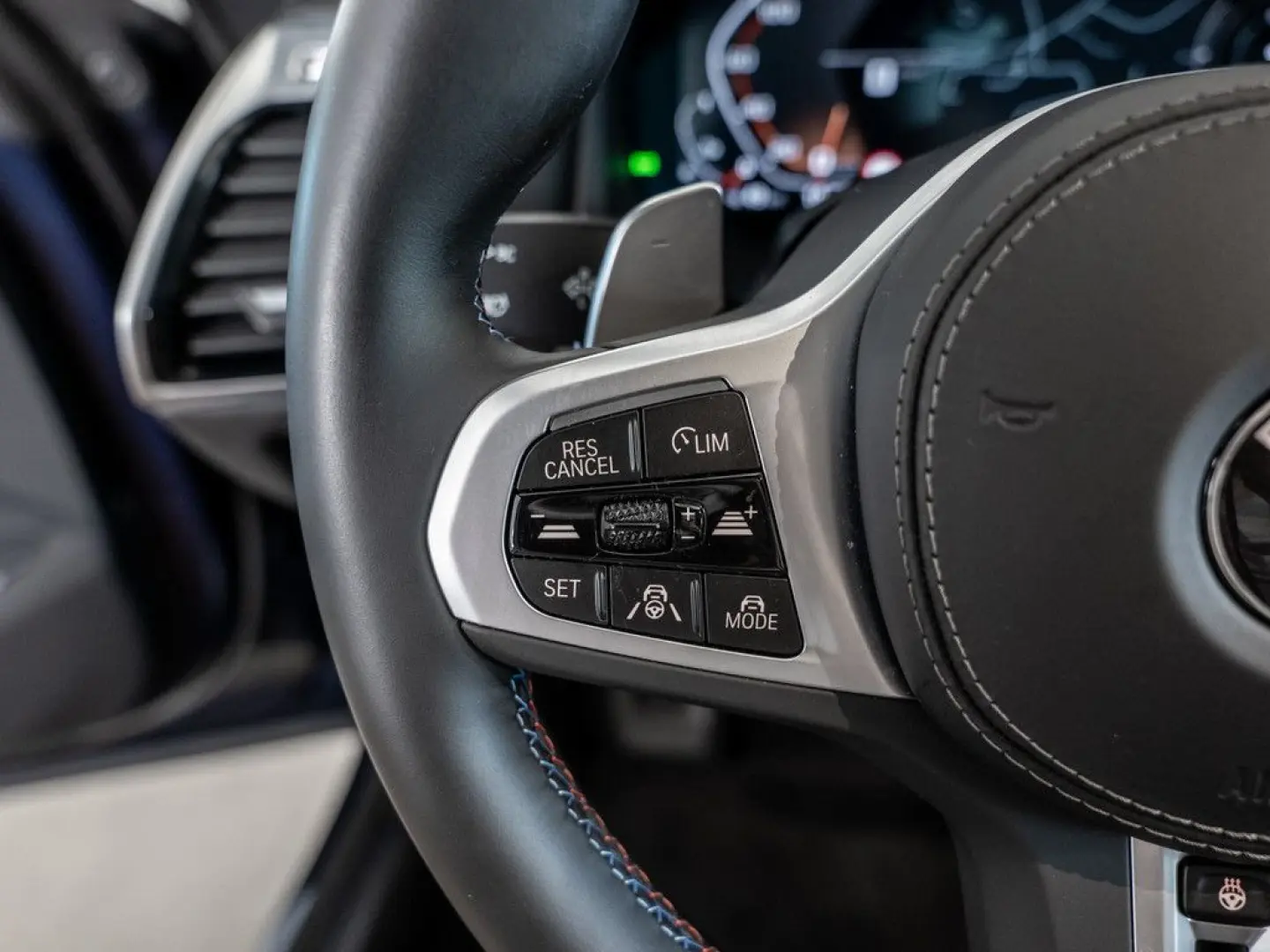 850i Gran Coupe xDrive FACEL. PANO HUD 360° LED