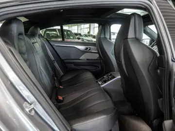 850i Gran Coupe xDrive FACEL. LED 360° HUD PANO