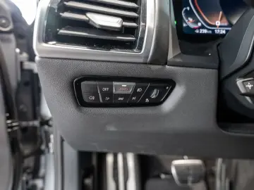 850i Gran Coupe xDrive FACEL. LED 360° HUD PANO